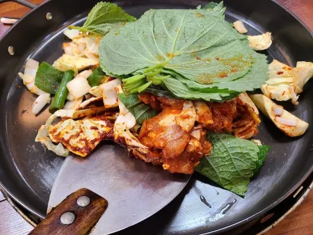 연인산잣닭갈비