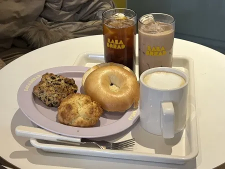 Lala Bread Suyu Branch