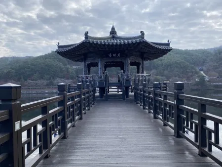 전통리조트 구름에