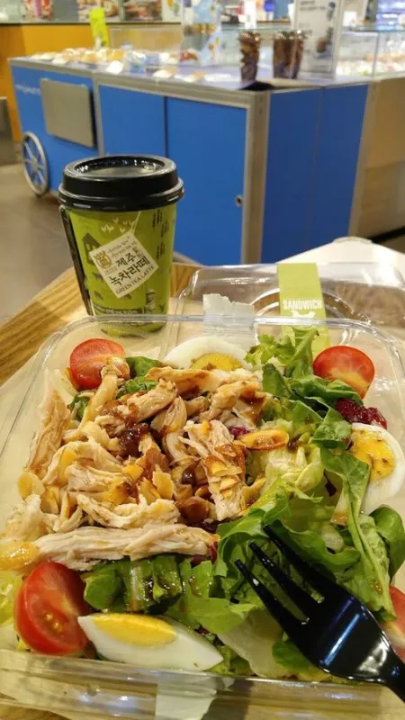 Paris Baguette Busan Geumyungdanji Branch