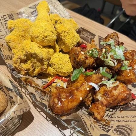 BHC Chicken, Busan Station Branch