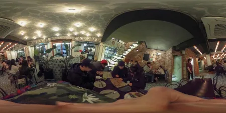 Ellui Pizza Wangsimni Branch