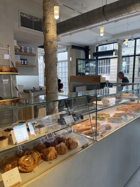 Leonie Bakery