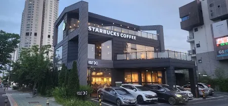 스타벅스 울산남구청 점