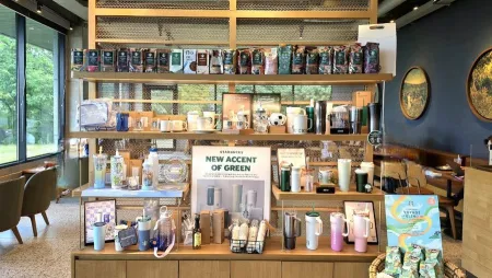 Starbucks Chuncheon Gubongsan R