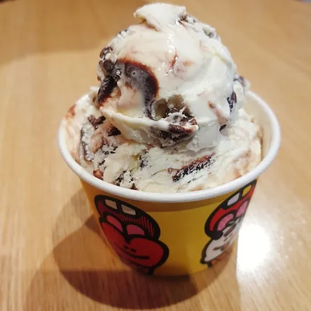 Baskin Robbins Myeongnyun I-Park Branch