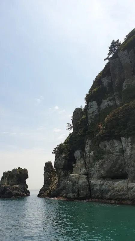 해금강 사자바위