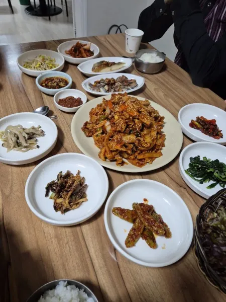 옛고향식당