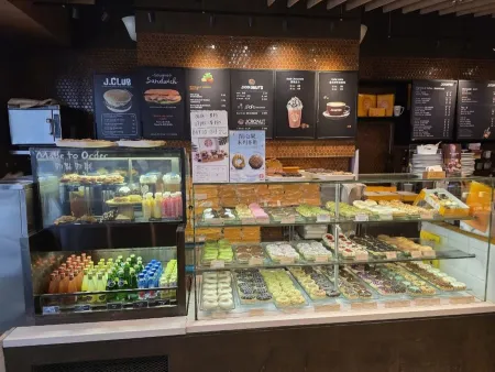 J.Co Donuts & Coffee