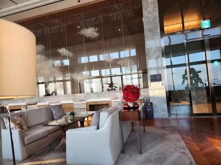 The Lounge