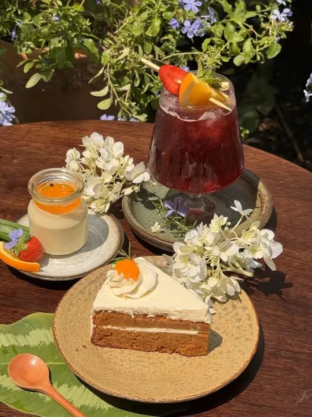 Xi-nê Bistro & Jazz