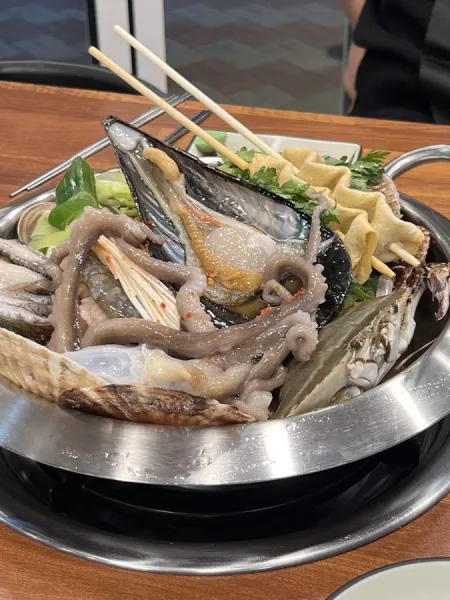 Myeongjido Haemul Tang
