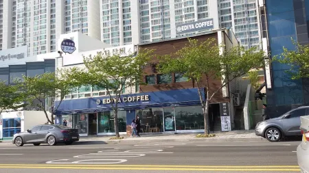 Ediya Coffee Busan Dadaepo Branch