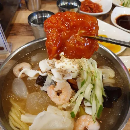 Sindeok Ilgwan
