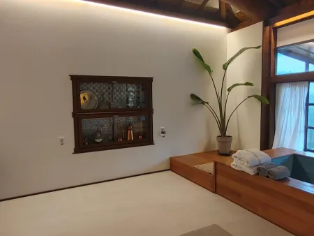 Novel Tour Guesthouse & Cafe