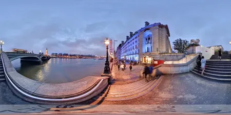 The Queen’s Walk