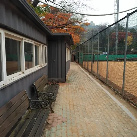 Samcheong Tennis Court