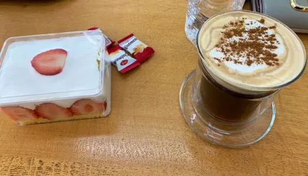 Cafe White Block