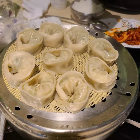 Thekeunppyeo Cheongjindong Haejangguk