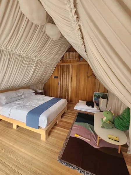 Garden Stay Shillange