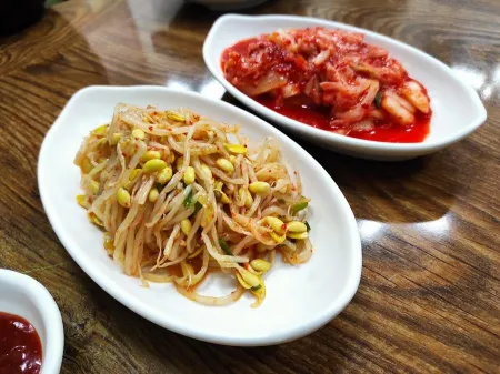 Bajirak Saeng Kalguksu