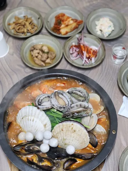 Sokcho Haemul Jeongol