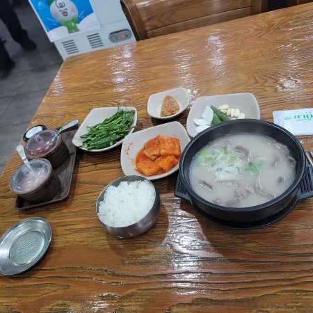 Mubokka Gukbap and Bossam Pyeong-ri Branch