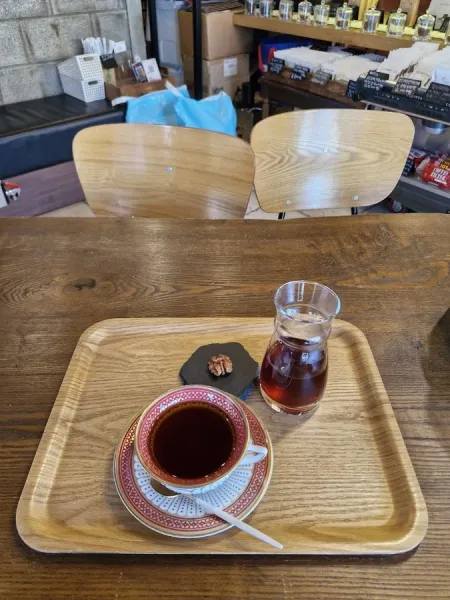 Lee Haeuk's Coffee Shop
