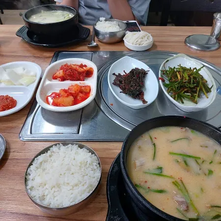 Jangsu Dwaeji Gukbap