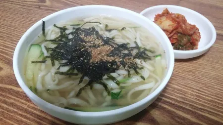 Yeokjeon Market