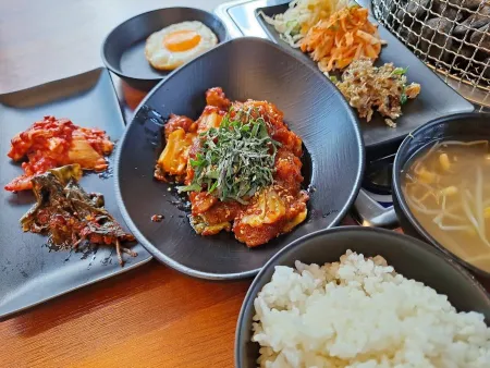Treasures Busan Jeonpo