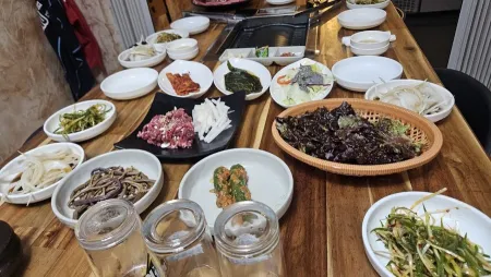 Jinyeong Chuksan Wholesale Meat Restaurant