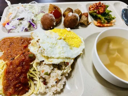 Casamia Food Cafeteria