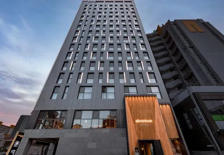 I-Jin Hotel