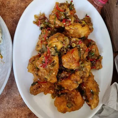 Yujin Chicken Hongje Branch