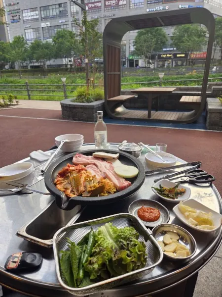 강조 김치찌개 삼겹살