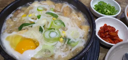 Kongsim Jeonju Jongga Kongnamul Gukbap
