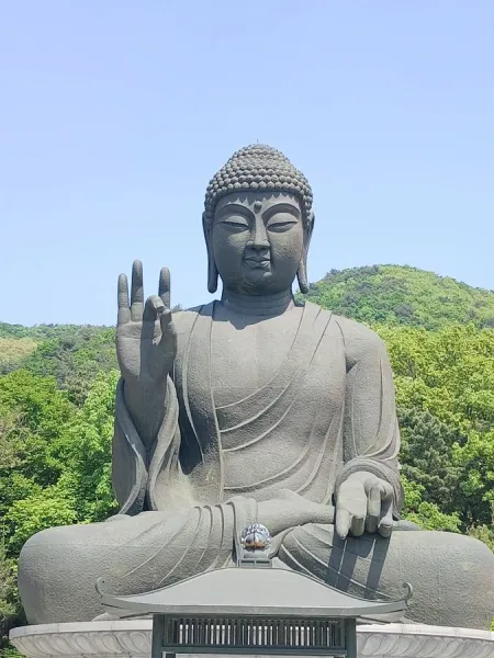 Gakwonsa Bronze Amitabha Buddha Statue