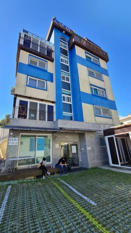 Hotel Jeonggwanru