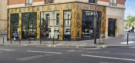The House of the Three Teas