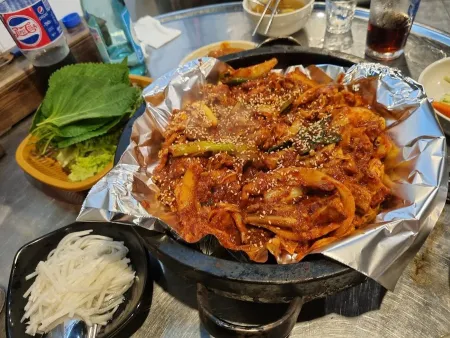 Jeontong Gomjangeo