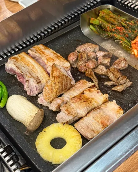 Yeosu Gat Yukgo Hakdong Branch