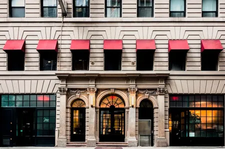 The Hotel at Fifth Avenue