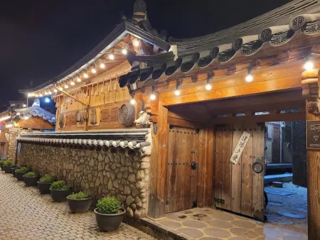 Hanok Gotaek Goeul