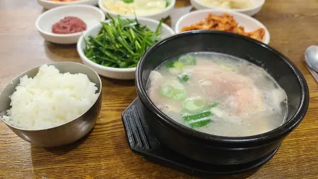 Sacheol Dwaeji Gukbap