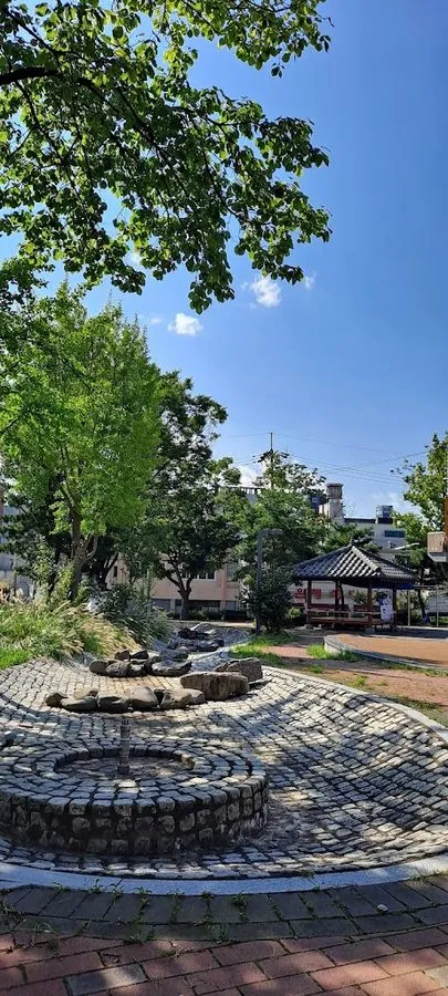Central Green Park