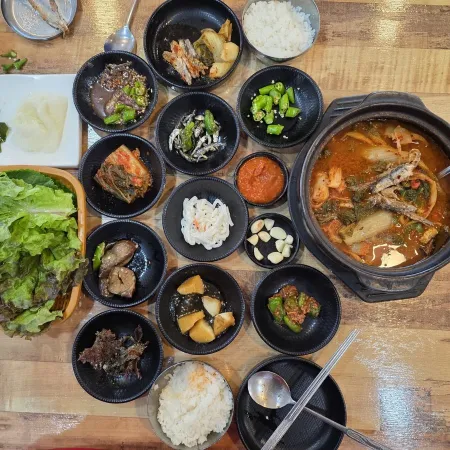 Janggun Myeolchi Hoechon