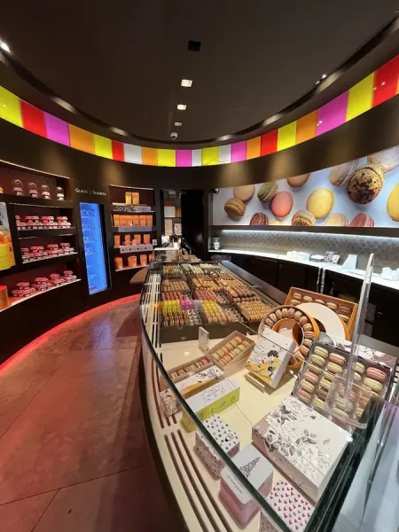 Pierre Hermé Paris
