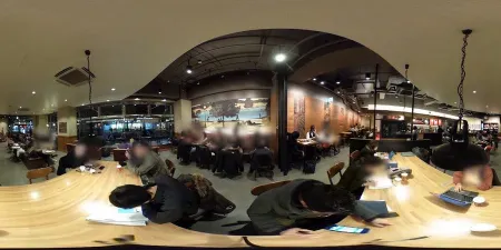 Starbucks Coffee - Yotsubashi