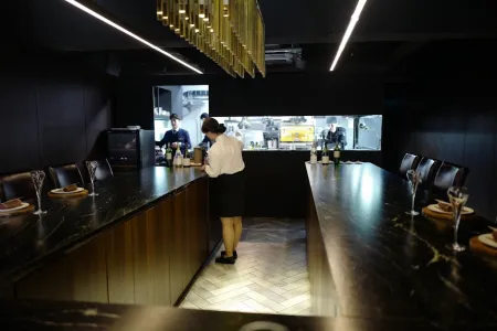 Dining Ce Lieu
